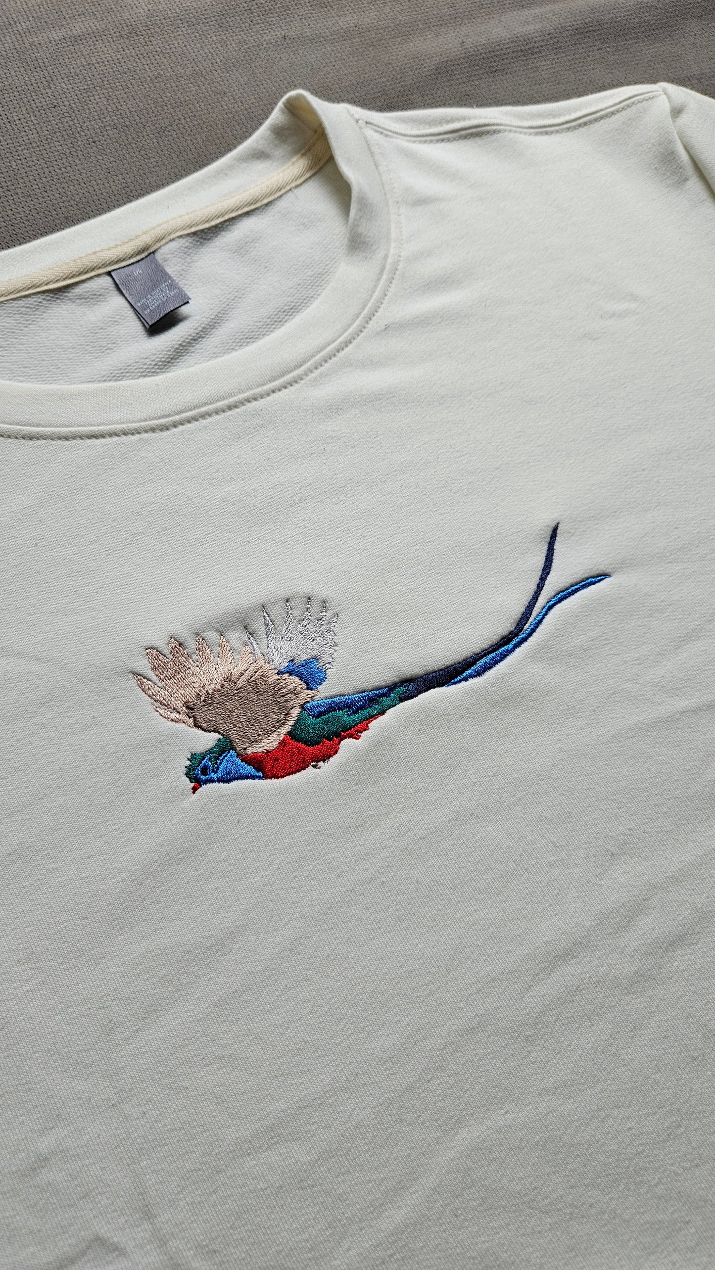 Playera French Terry 270 gsm - Bordado El Quetzal