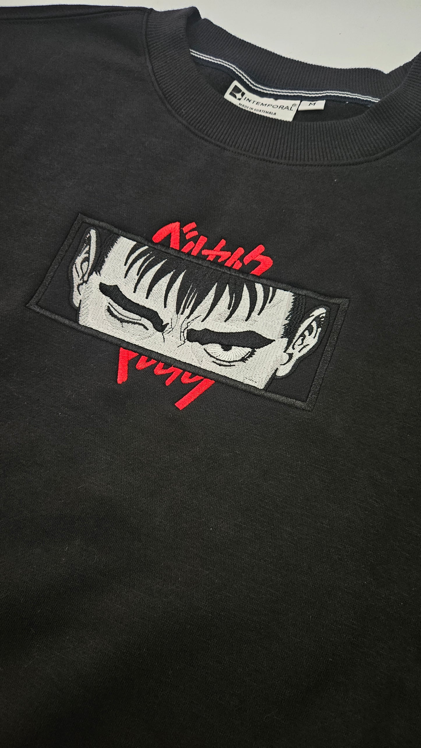 Sudadera Cuello Redondo Bordado - Berserk